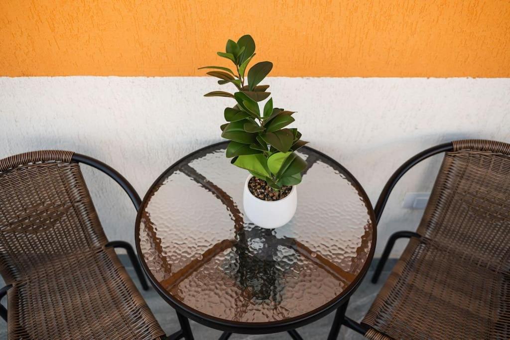 Apartbnb Twins 14b * Brașov